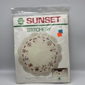 Sunset Stitchery TWELVE DAYS OF CHRISTMAS Embroidery KIT  2176  39" Tree Skirt
